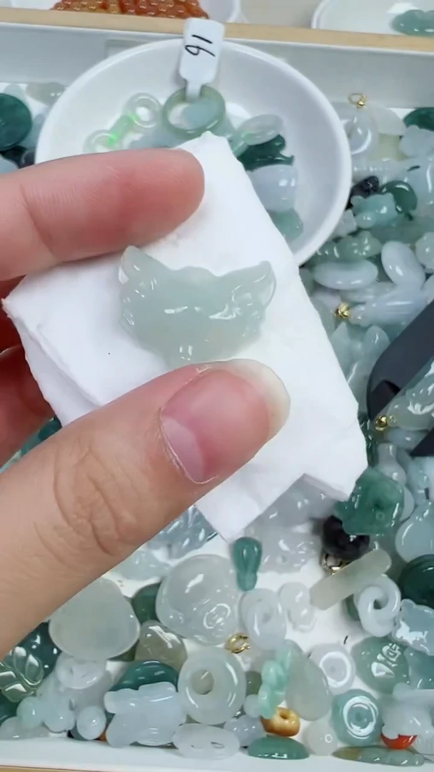 散珠翡翠79号链接，A货翡翠