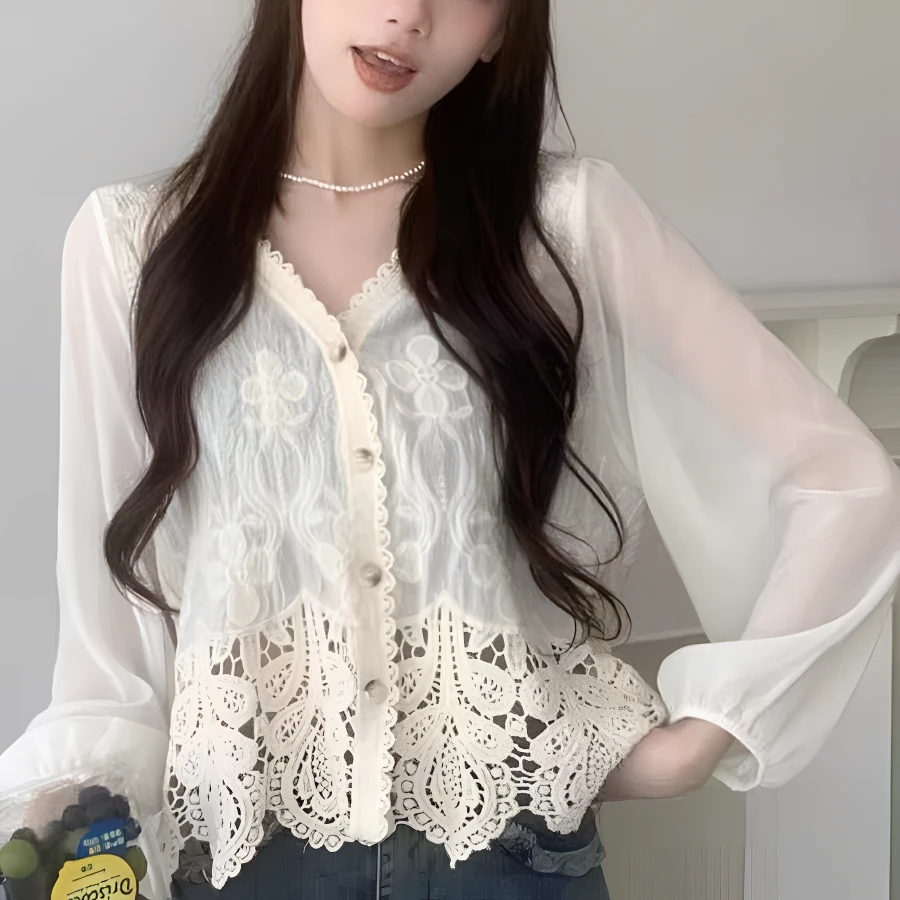 那简家893 韩系chi重工工艺勾花拼雪纺袖气质小衫