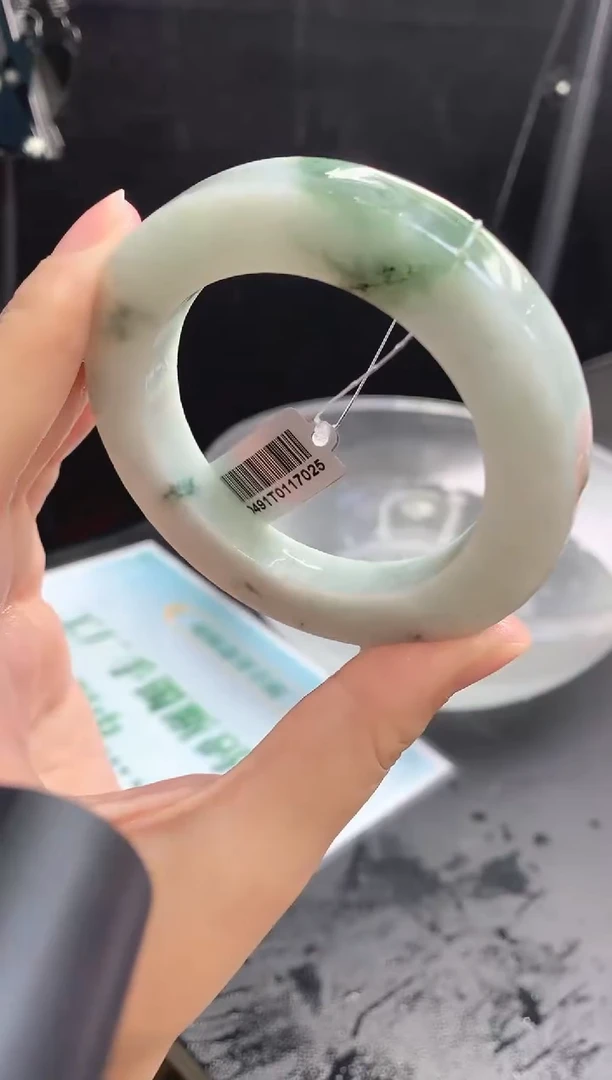 【闪购商品】定制翡翠手镯未镶嵌13 56-59圆