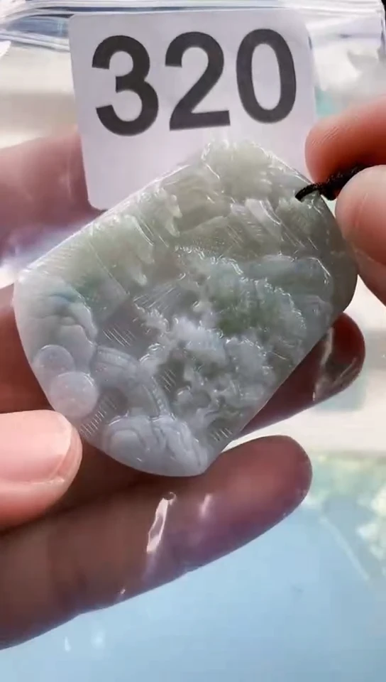 【闪购商品】翡翠挂件未镶嵌天然翡翠吊坠挂件