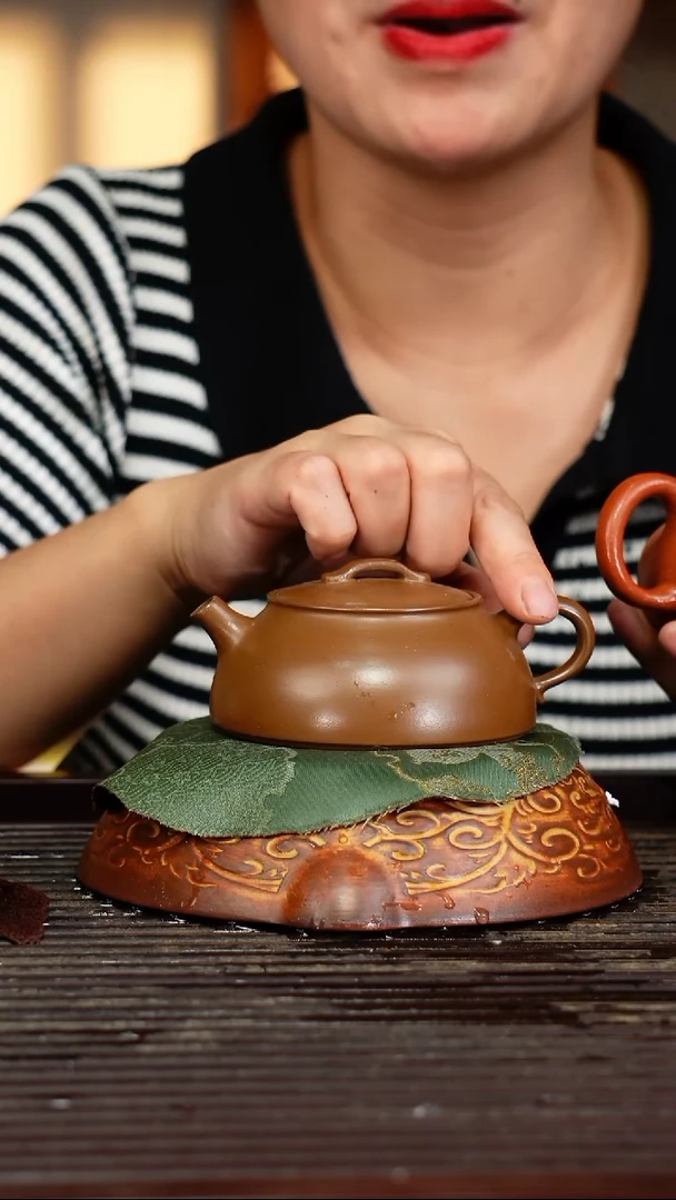 宜兴原矿紫砂壶茶壶宜兴原矿紫砂壶茶壶120C