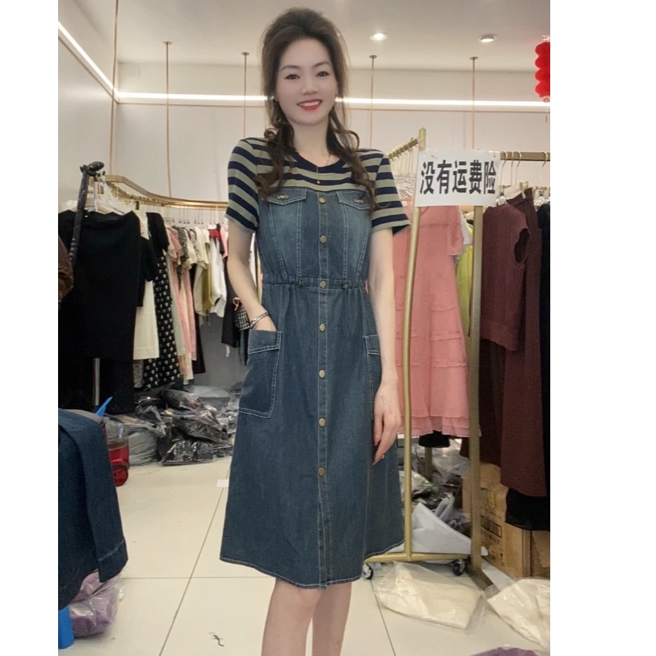 2025夏季新款时尚减龄显瘦抽绳拼接牛仔连衣裙