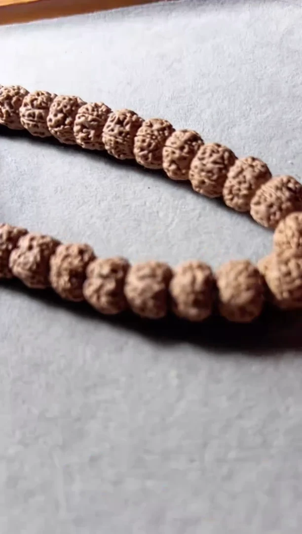 金刚菩提手串龙切平细手持