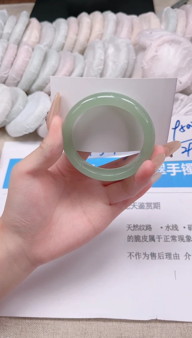 未镶嵌手镯石英质玉56-圈口备注