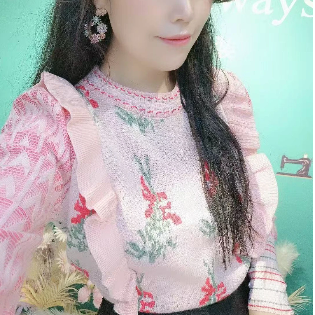 YDNalways品牌设计款时尚重工拼接荷叶边粉色毛衫