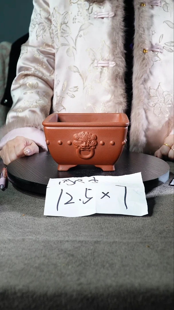 宜兴紫砂小小花盆