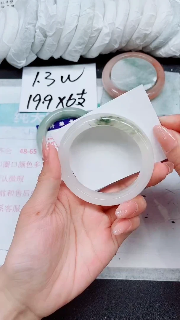 【闪购商品】石英质玉手镯未镶嵌A131-57/58