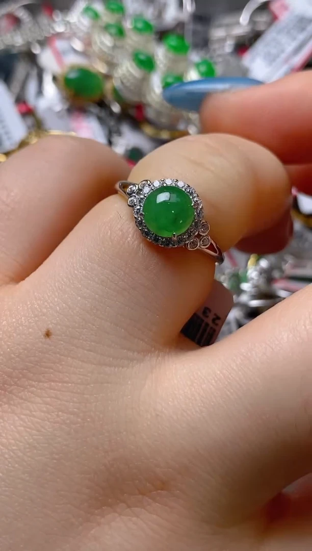 银S925镶嵌戒指翡翠百内无证书