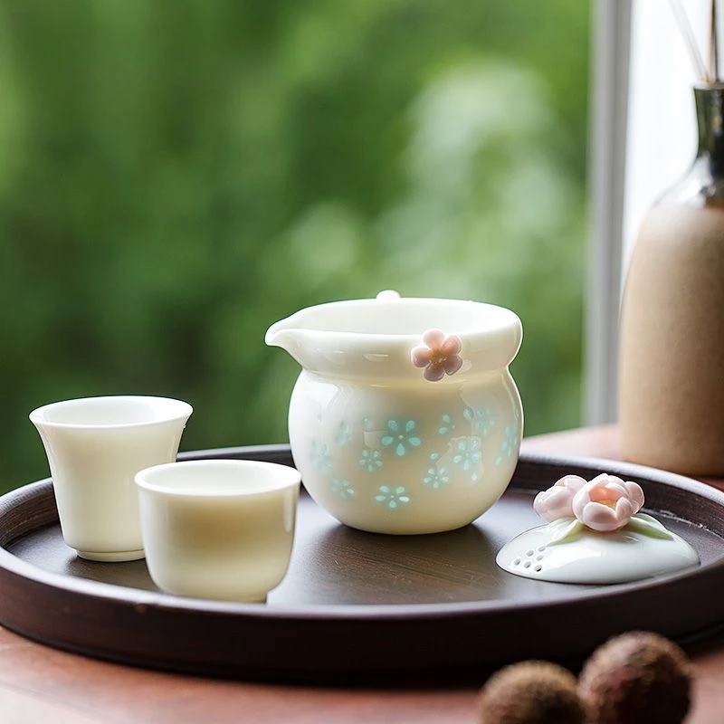 玲珑镂空捏花快客杯陶瓷一壶二杯便携式茶具简约旅行茶具KK0415