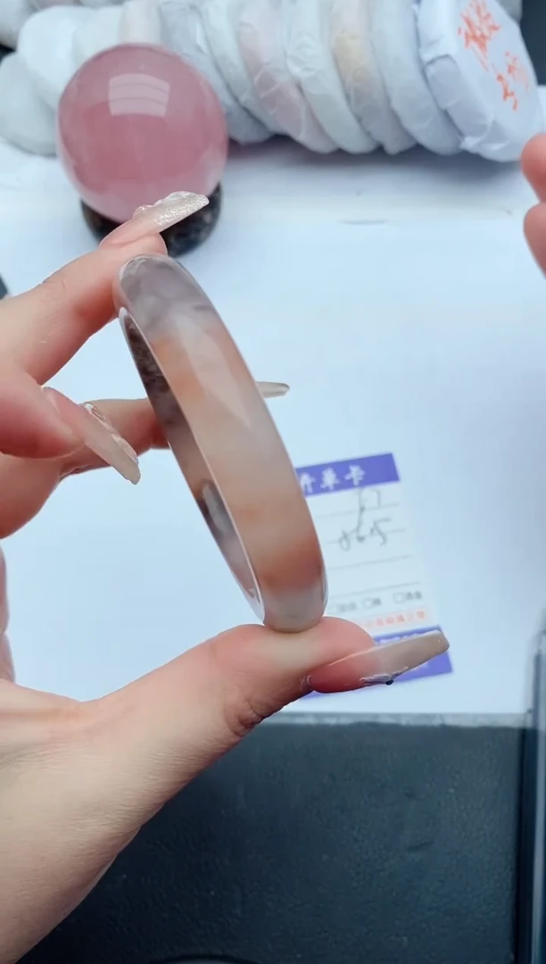 【闪购商品】石英质玉手镯未镶嵌F7+55/56