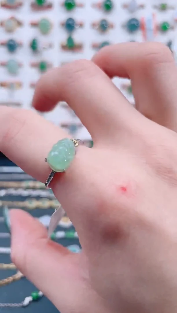 银S925镶嵌戒指翡翠天然翡翠