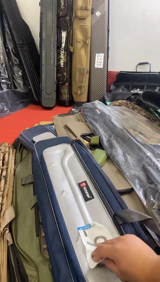 L96　130双层渔具包