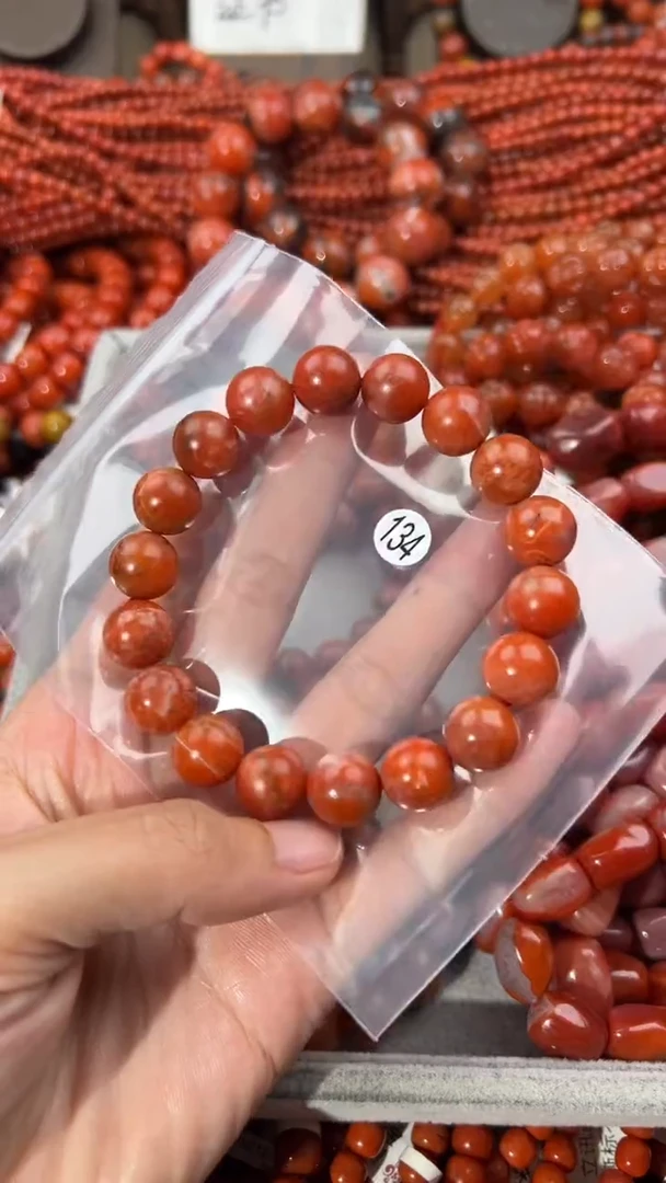 南红玛瑙手串未镶嵌12+