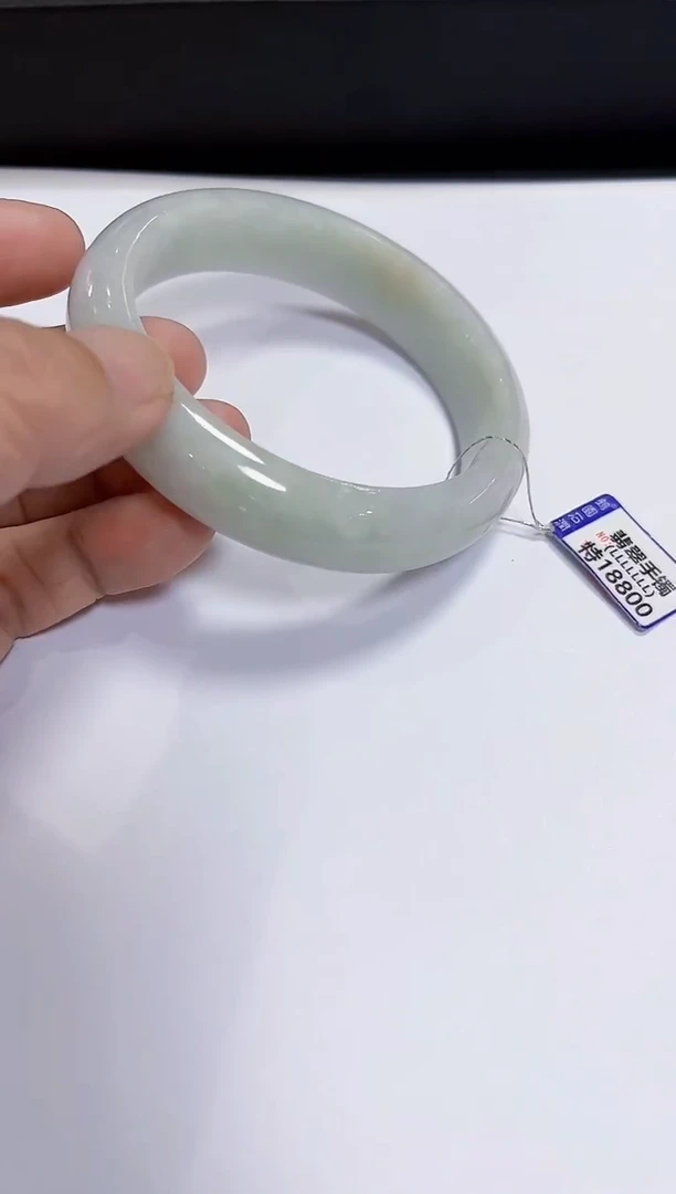 颈饰未镶嵌翡翠手镯62.2