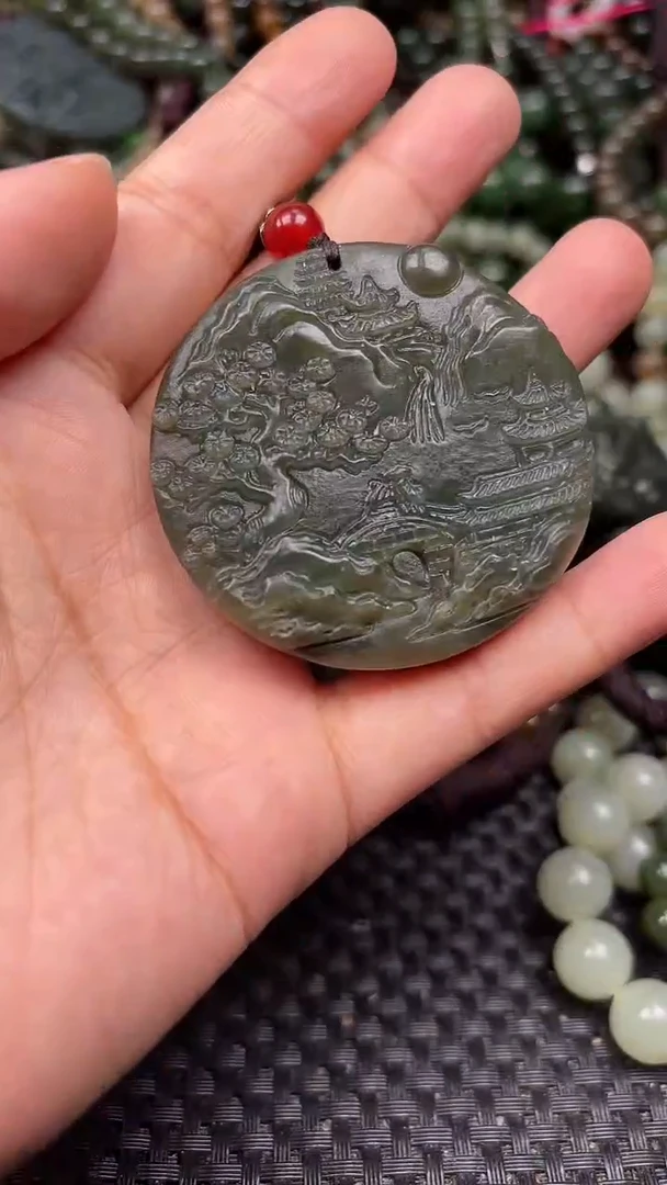 颈饰未镶嵌和田玉1