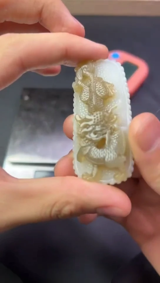 和田玉未镶嵌颈饰和田玉42