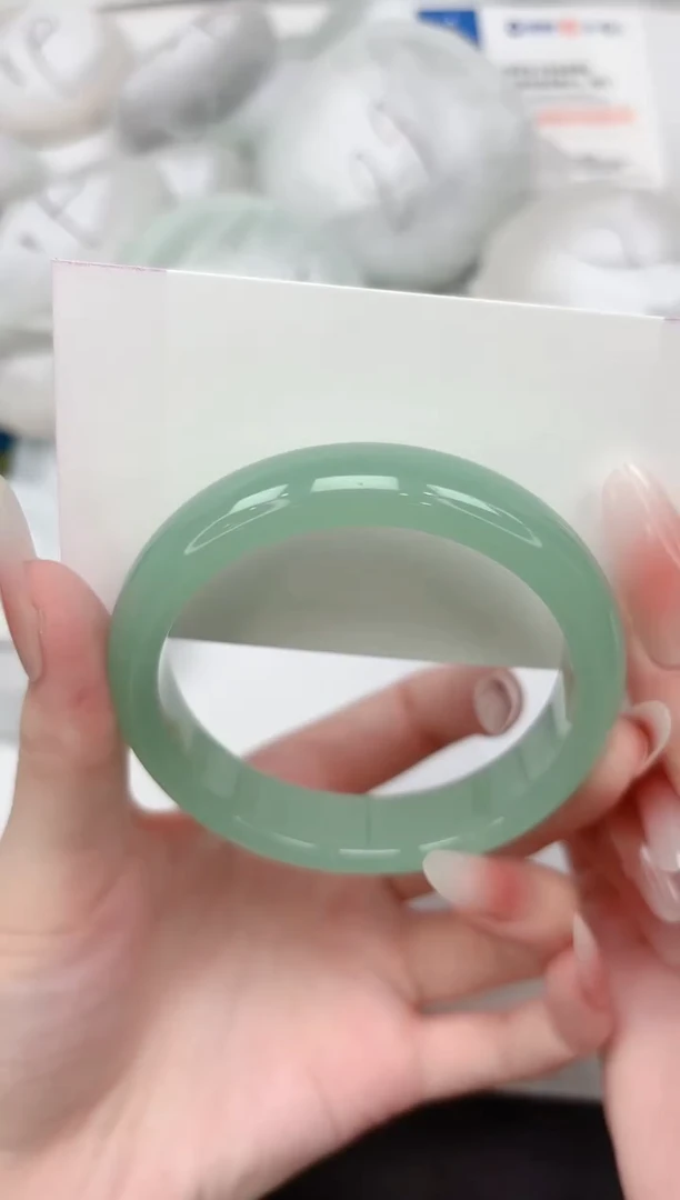 未镶嵌手镯石英质玉17-56.3