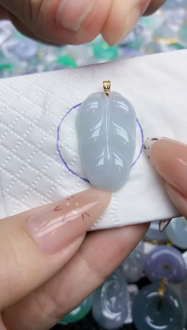 翡翠挂件18K金镶嵌485   天然翡翠A货