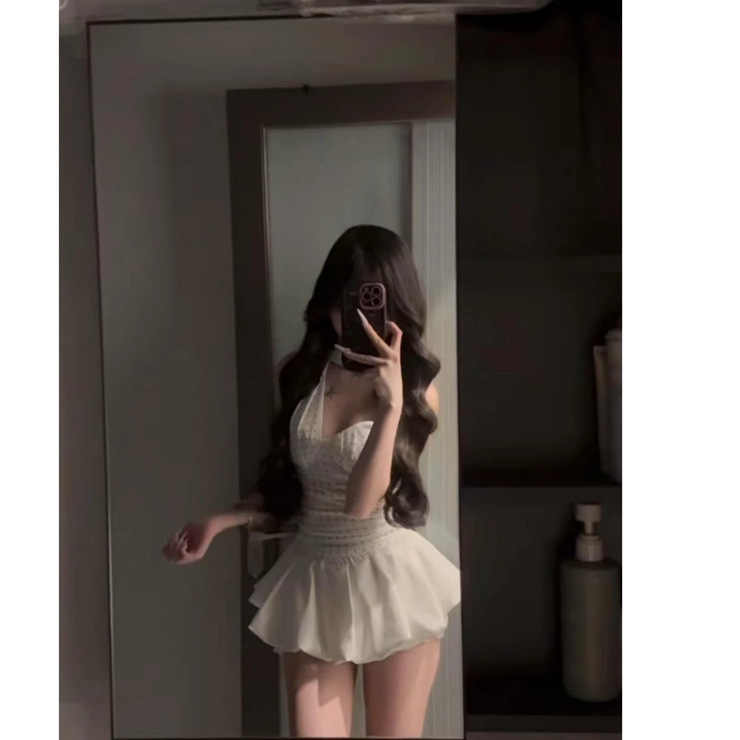 网纱带胸垫挂脖吊带背心女夏短款上衣女白色蓬蓬短裙两件套装