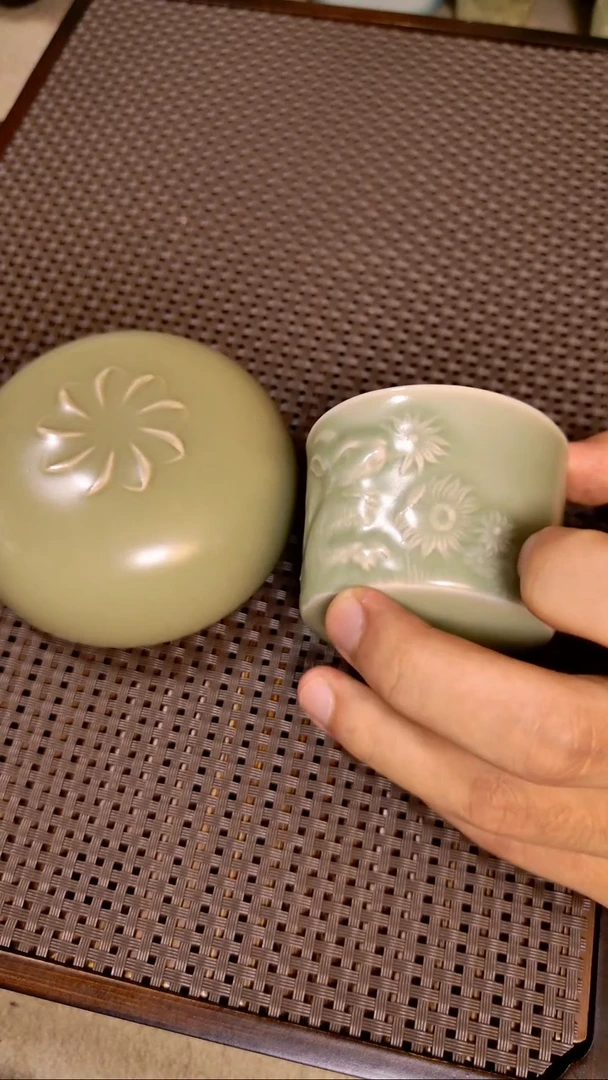 金*贝阿特冶合同已