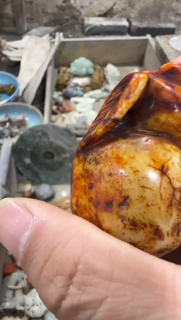 未镶嵌和田玉（糖玉）把件111