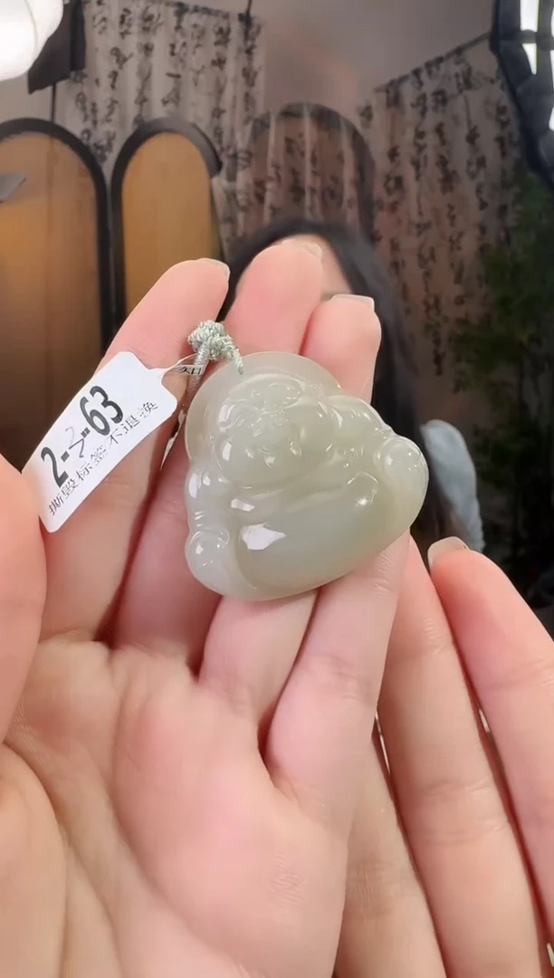 和田玉未镶嵌颈饰佛公63