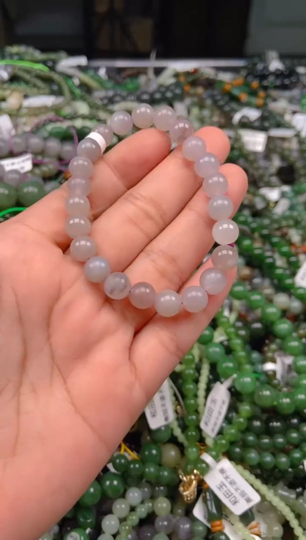 和田玉未镶嵌颈饰1