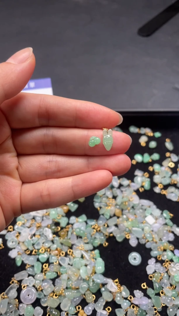 翡翠银S925镶嵌吊坠(不含链)2个  417
