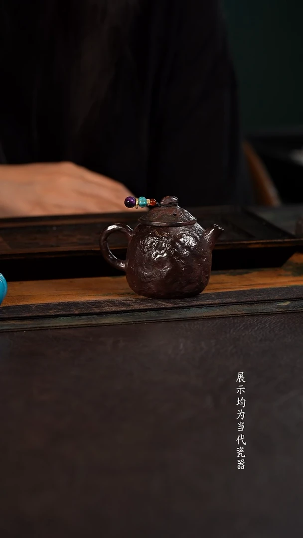 130c伟壶柴烧小泡壶 紫牛油果