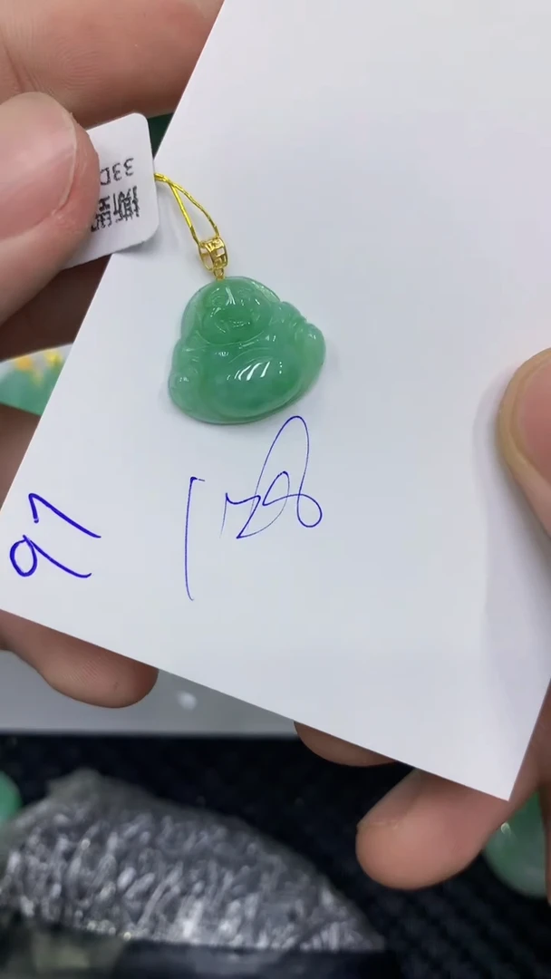 颈饰18K金镶嵌翡翠翡翠11111