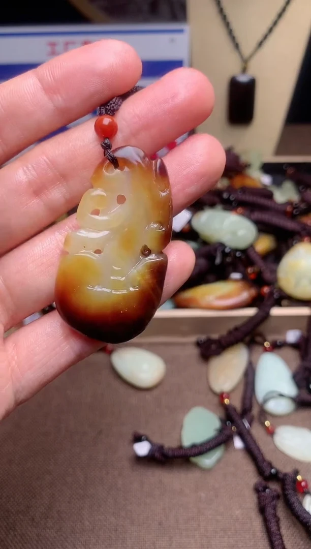 【闪购商品】和田玉颈饰未镶嵌1