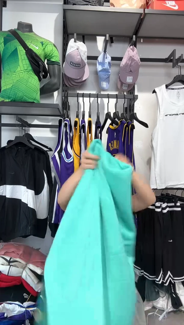 1243     编码 瑕疵修复以直播间讲解为准 尺码L