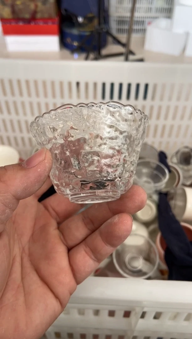 无运费险有瑕疵的摄影的产品有使用过的痕迹有点脏介意勿拍