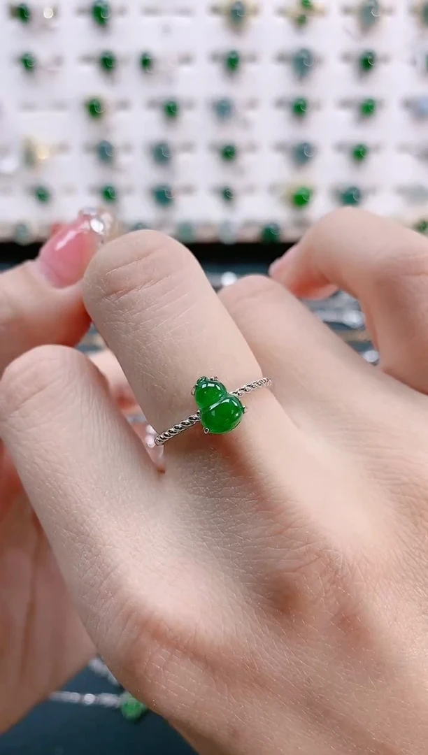 【闪购商品】翡翠戒指银S925镶嵌天然翡翠