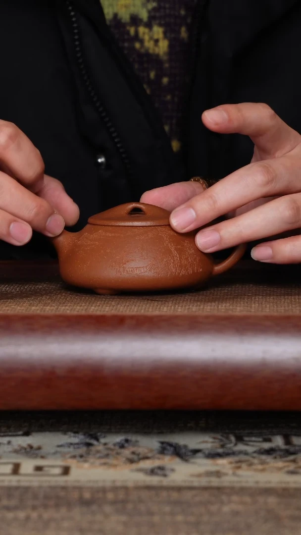 【闪购商品】紫砂茶壶微瑕满瓢降坡刻绘半手工