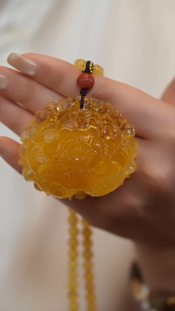 琥珀吊坠(赠链)未镶嵌牡丹花套装 一套48g