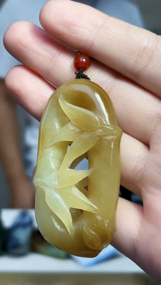 和田玉未镶嵌颈饰1