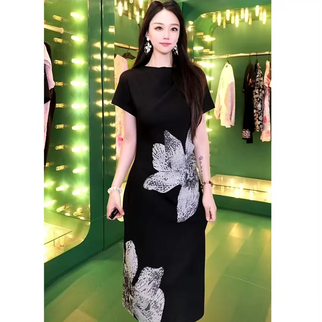 TCH轻奢时尚潮牌花卉烫钻荷花高定黑色连衣裙T75B30E1152