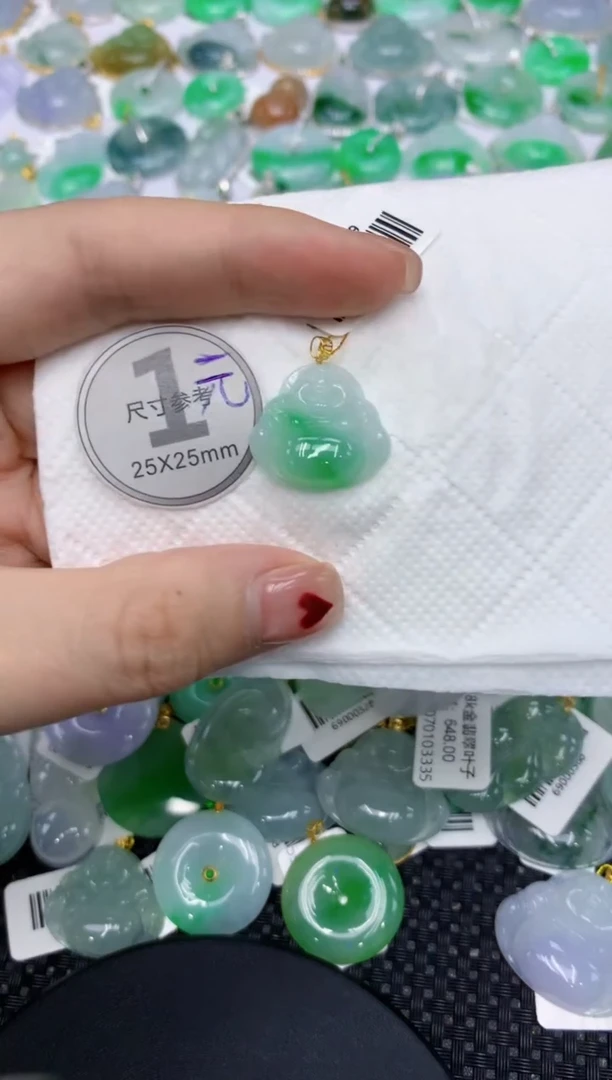 翡翠18K金镶嵌颈饰1111111