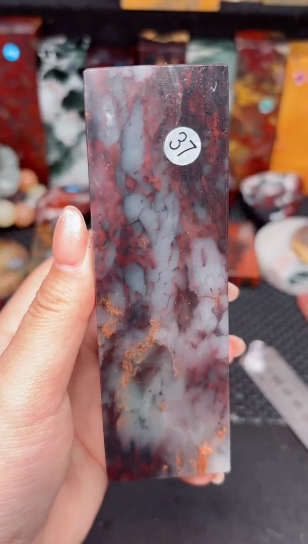 玉桂林鸡血创意摆件装饰 编号：37