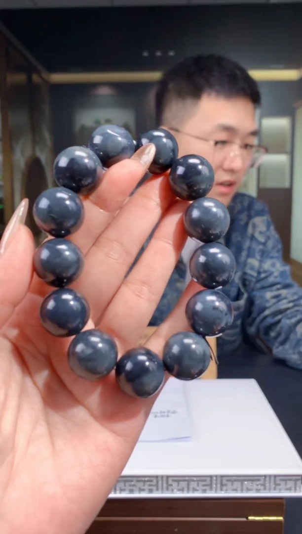 【闪购商品】定制和田玉Boss阳天然和田玉（拍一发一）
