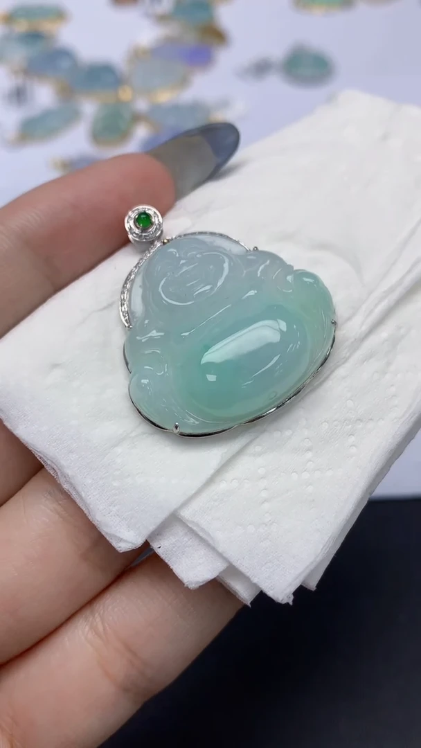 翡翠18K金镶嵌颈饰天然a货翡翠