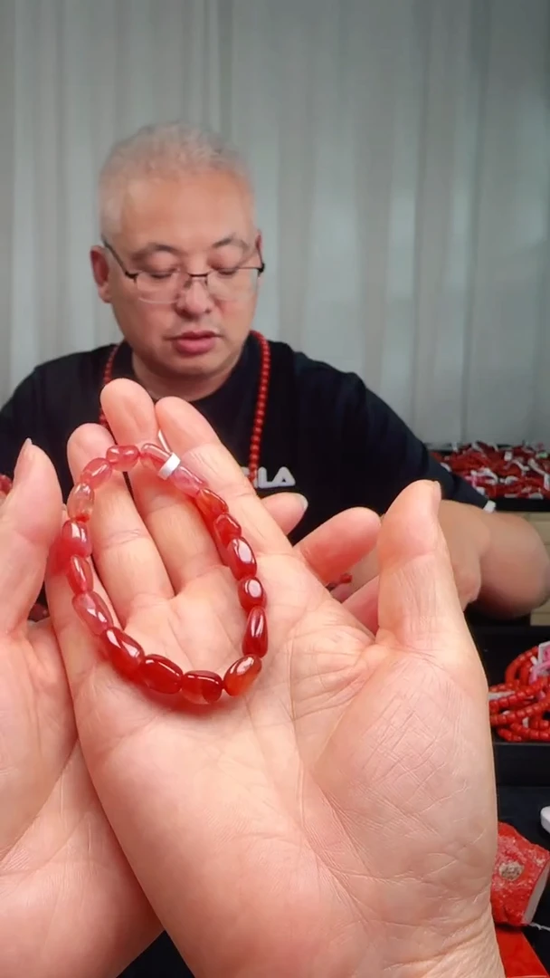 未镶嵌多样性发一件南红玛瑙8mm原矿九口随型手串