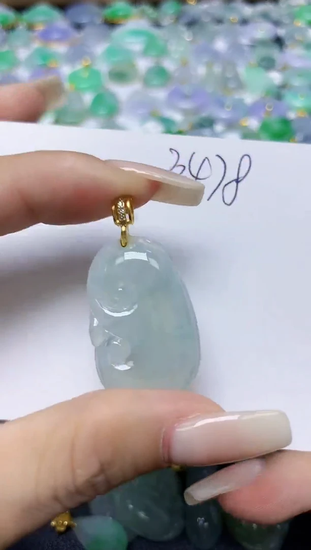 翡翠未镶嵌颈饰天然缅甸翡翠A货
