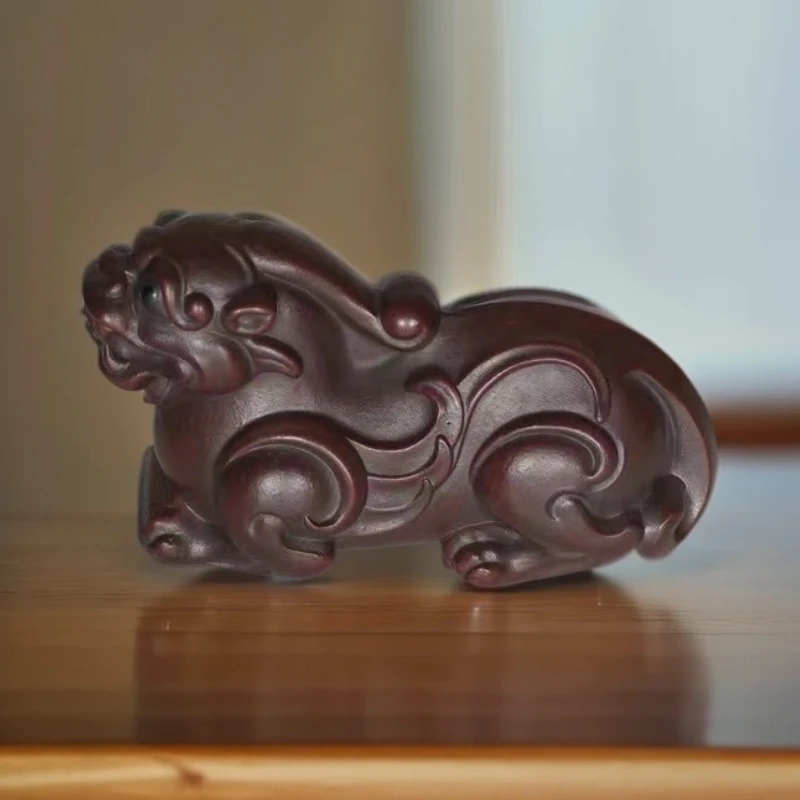 宜兴紫砂茶宠 铁血红砂 貔貅