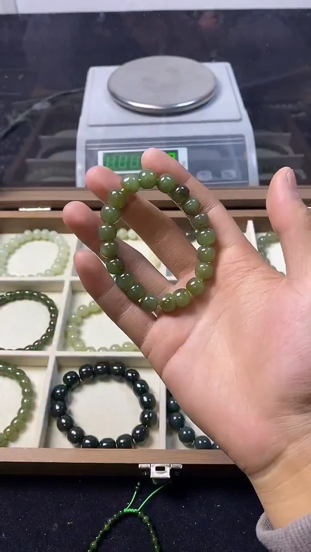 未镶嵌手串和田玉主播推荐！！