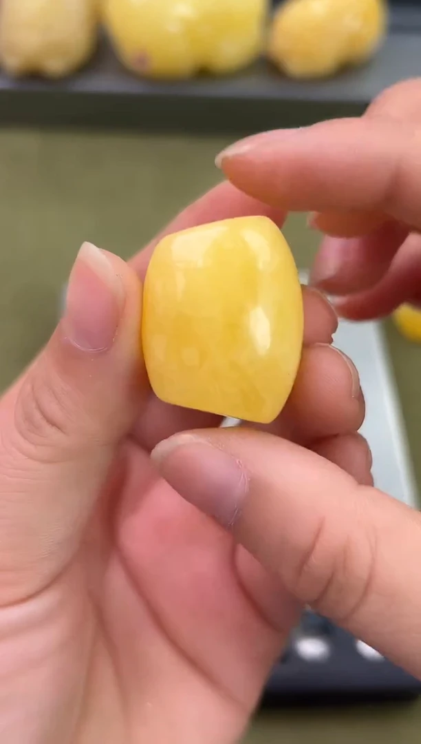 裸石琥珀未镶嵌琥珀蜜蜡吊坠