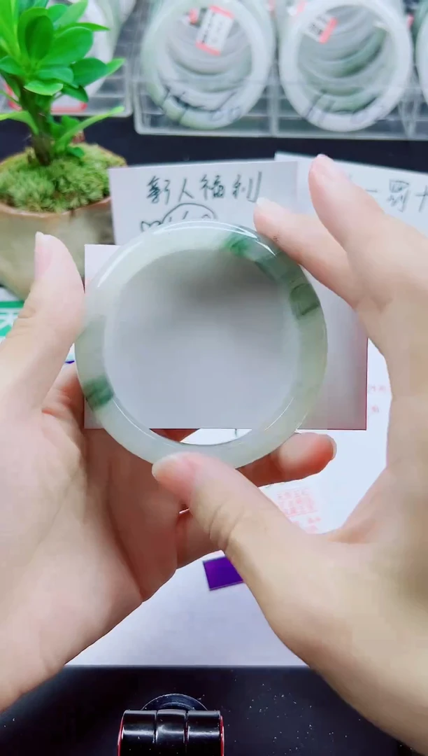 未镶嵌手镯石英质玉97-57/58