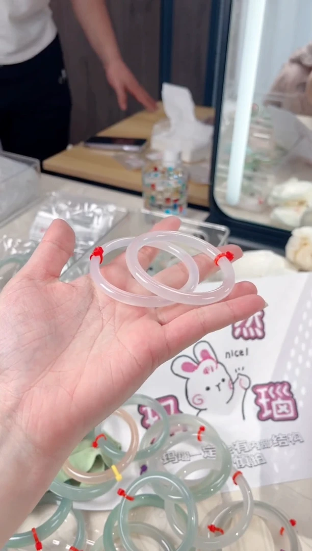 手镯玛瑙/玉髓未镶嵌77-5253圈