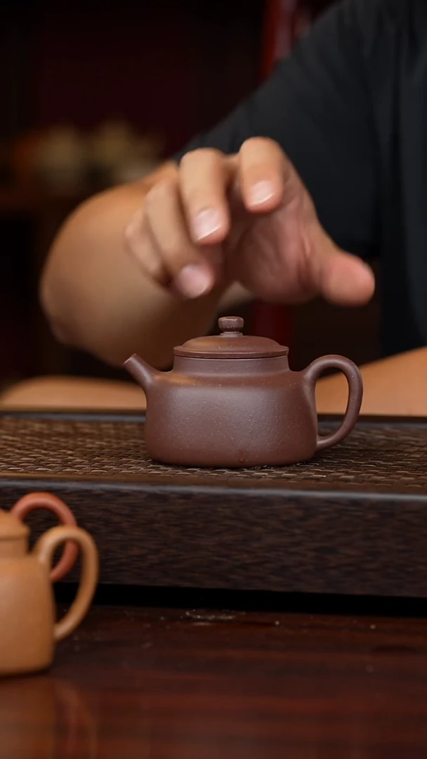 陈*飚丹壶溢香紫砂壶150cc